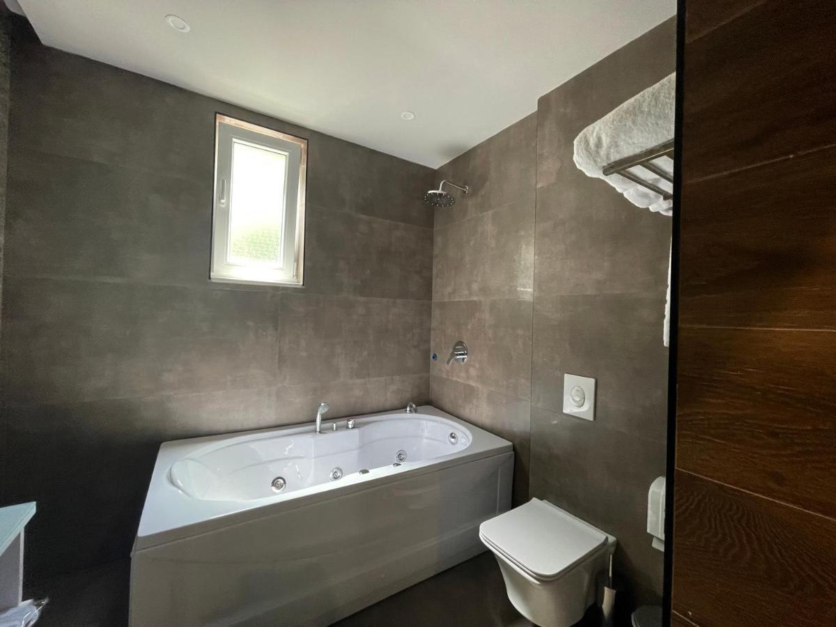 Imperator Hotel Tiran Dış mekan fotoğraf