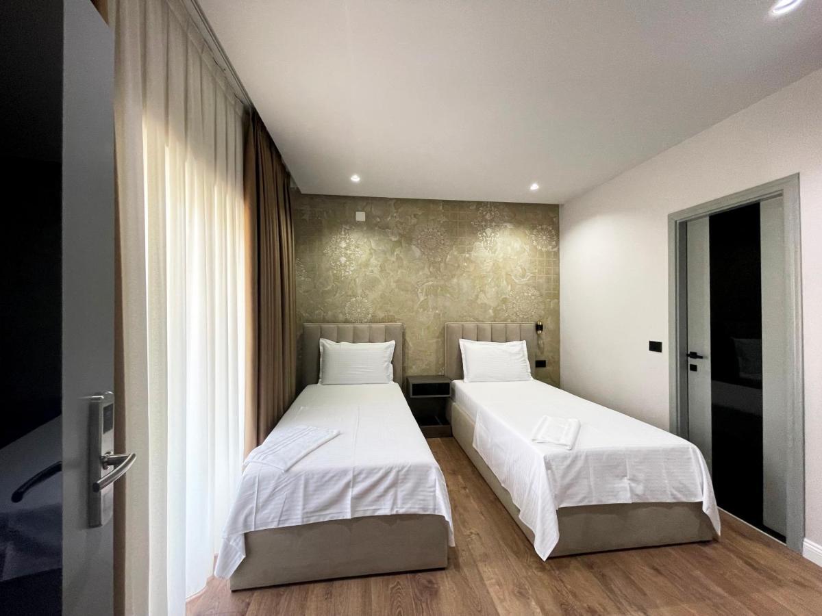 Imperator Hotel Tiran Dış mekan fotoğraf